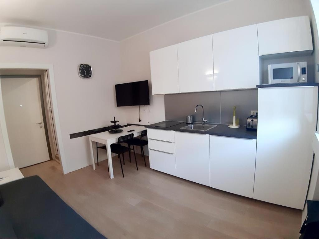 Easy Room Italy Milano Eksteriør bilde