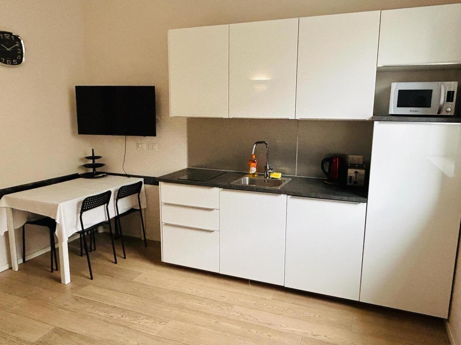 Easy Room Italy Milano Eksteriør bilde