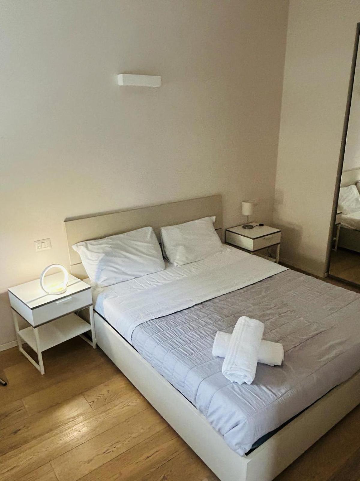 Easy Room Italy Milano Eksteriør bilde